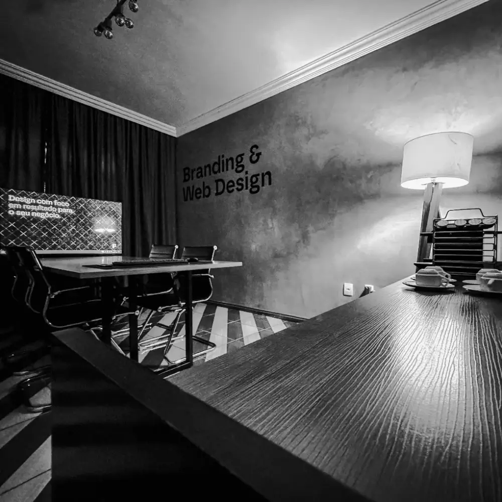 Sala de reunião da F. Design em Ipatinga